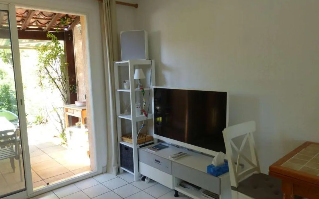 Maison Le Lavandou, 3 pièces, 4 personnes - FR-1-308-4