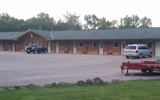 Quiet Bay Inn & Café