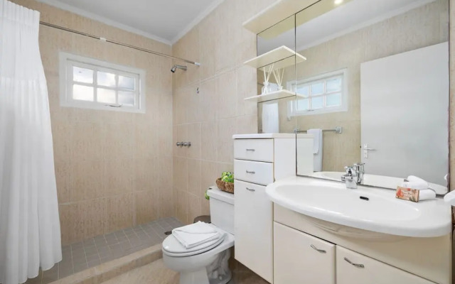 3BR Town Home in Gated Community Palm Beach