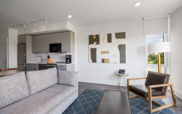 Reside Navy Yard, a Wyndham Residence