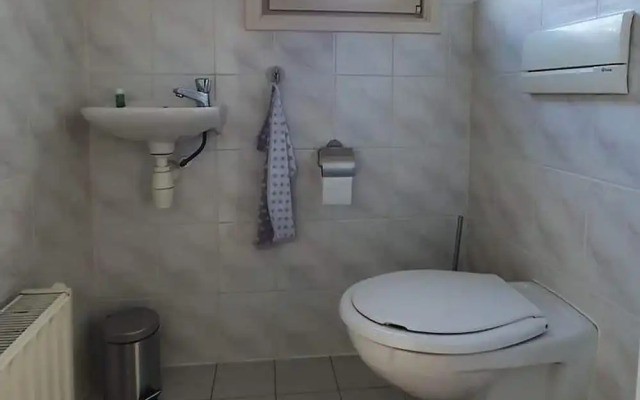 Glass Veranda Chalet in Nature