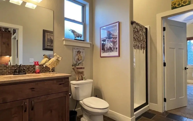 Ol239 Meadow Lake Country Escape