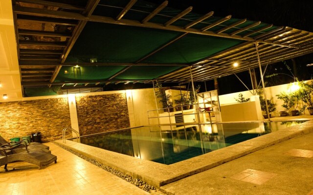 Summer Palace Hotspring Resort