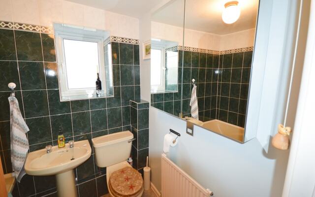Amazing 1 Bedroom House Near Fishponds