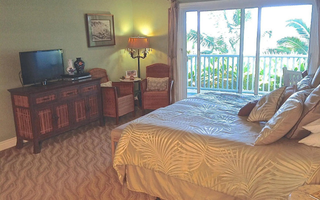 The Palms Cliff House Inn