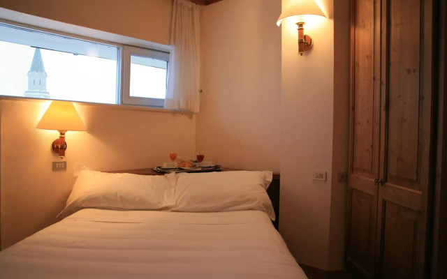 Hotel Alaska Cortina