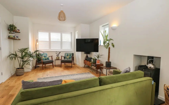 1 Matrons Cottages