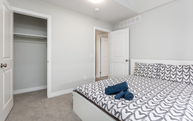 Luxury Entire house mins Niagara falls & Brock uni