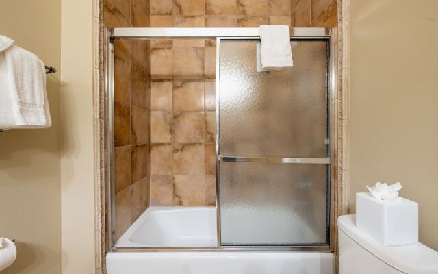 The Manor on St. Philip