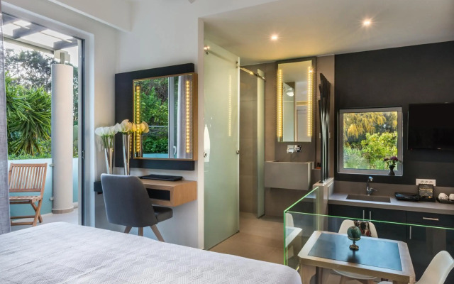 Forum Suites