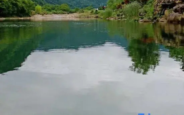 Yinniujiang Wuzhifeng Hotel