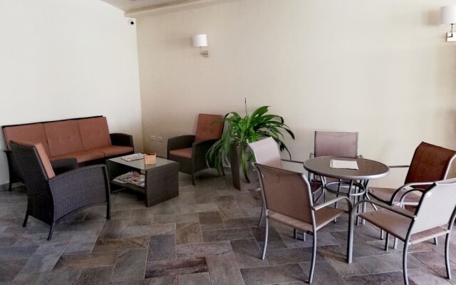 Aparthotel Tropical