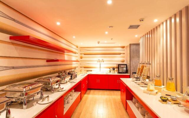 ibis Xi'an Small Wild Goose Pagoda Hotel