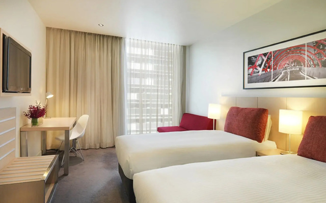 Travelodge Hotel Melbourne Docklands