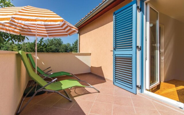 Awesome Home in Banjole With Wifi and 2 Bedrooms