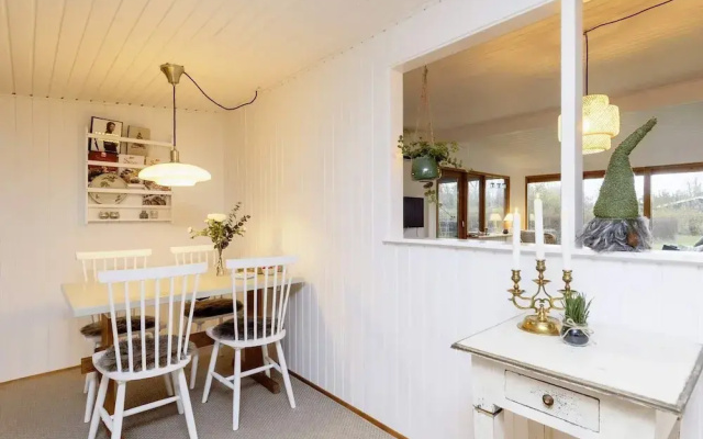 4 Person Holiday Home in Vaeggerlose