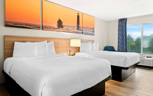 Days Inn & Suites by Wyndham Warren