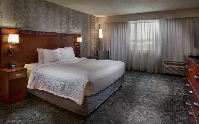 Courtyard Fayetteville