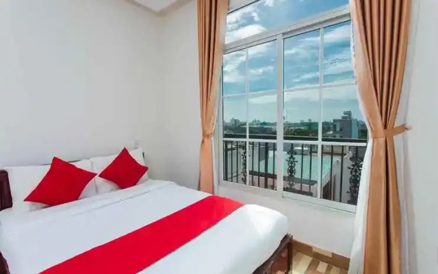 Le House Hotel & Studio