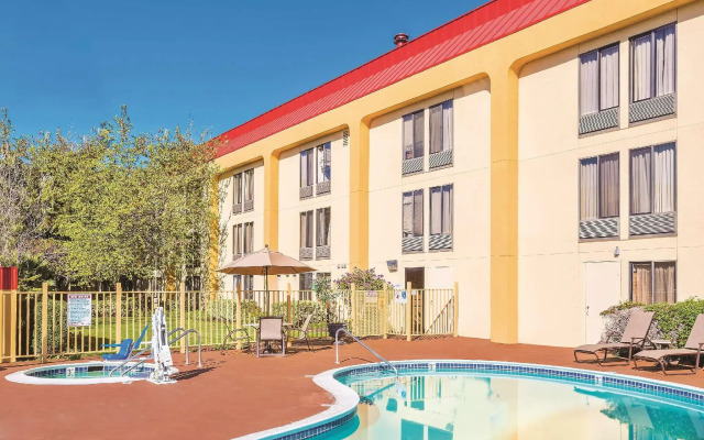 La Quinta Inn Oakland Airport & Coliseum