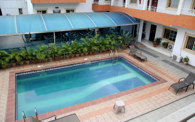 Whitehouse Hotels & Conference Centre