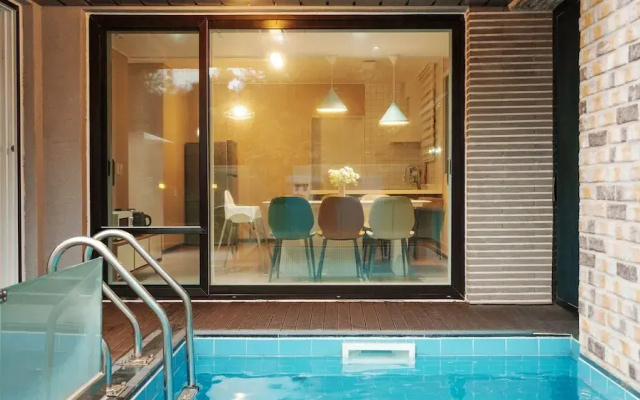Gyeongju Sky Flower Astro Pool Villa