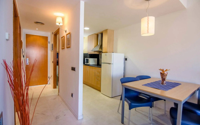 Apartamentos S'abanell Central Park