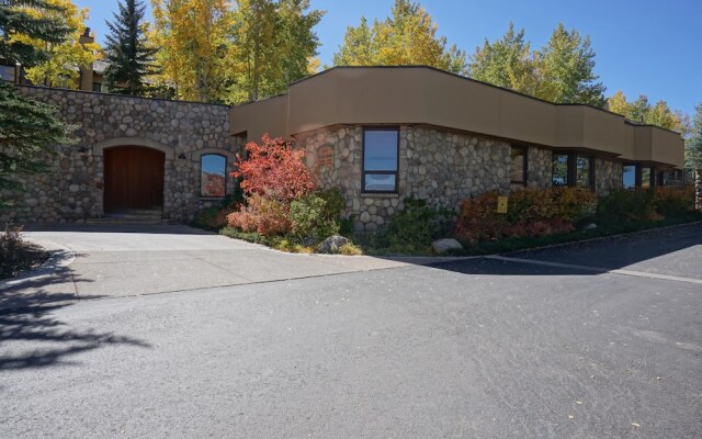 Woodrun V Town House