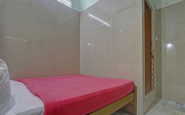 Spot On 43677 Rkp Residency
