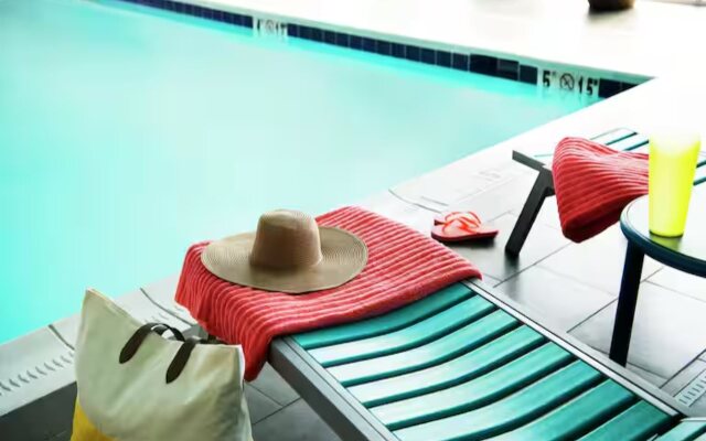 Home2 Suites By Hilton Thunder Bay