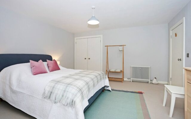 Vibrant City Centre 2-bed Apt.