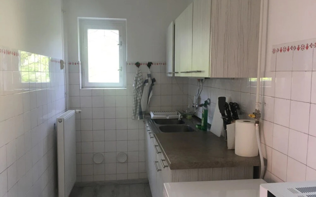 Mella Holiday House