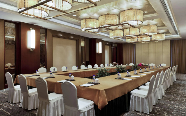 Plus Hangzhou Meiyuan Hotel