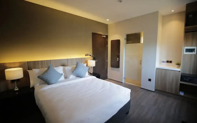 The Maximilian Hotel