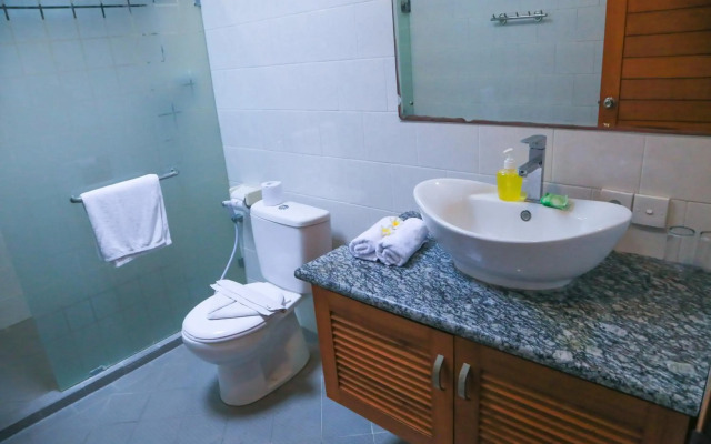 Aquarius Beach Hotel