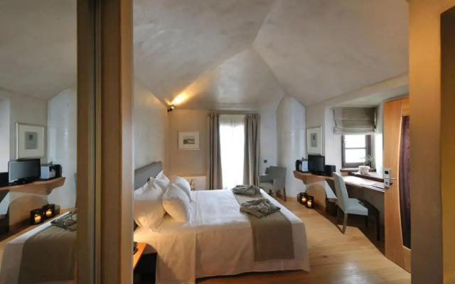 Valeni Boutique Hotel