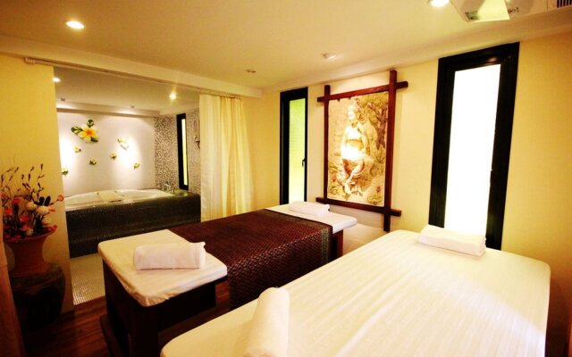 The Cinnamon Art Resort and Spa