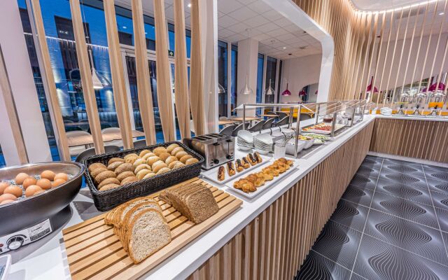 Prize by Radisson, Antwerp City