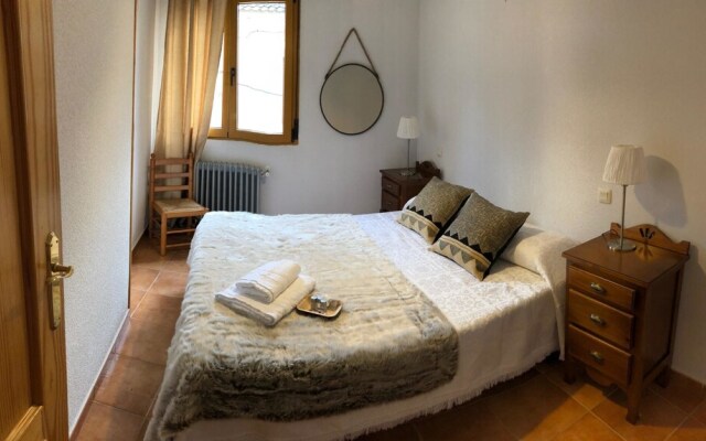 House With 5 Bedrooms in Zaorejas