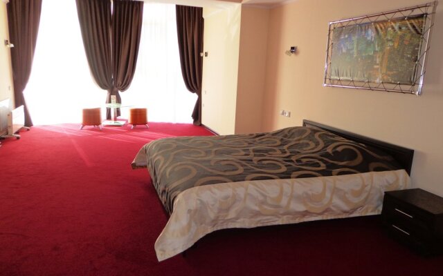 Mark Plaza Hotel