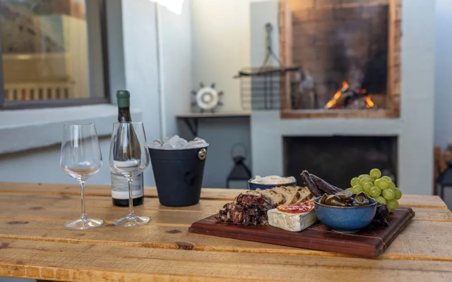 Stunning Modern Beach House in Velddrif