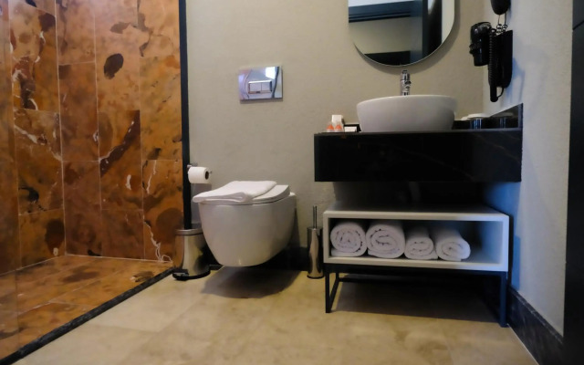 Roseira Mar-Inn Luxury