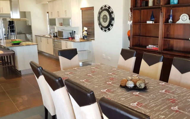 Bayview 8 Sleeper Langebaan