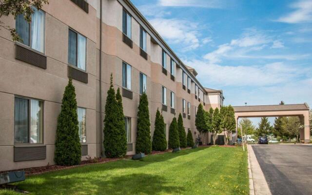 Sleep Inn & Suites Grand Rapids Southeast - Kentwood