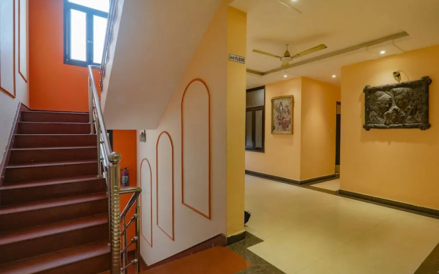 Fabhotel Govinda Royal