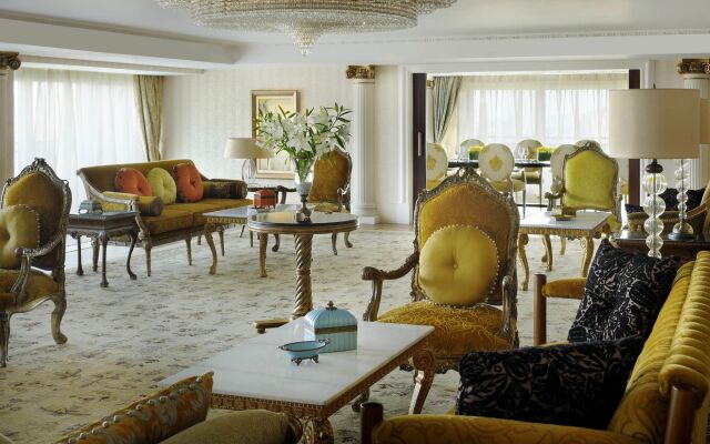 Cairo Marriott Hotel & Omar Khayyam Casino