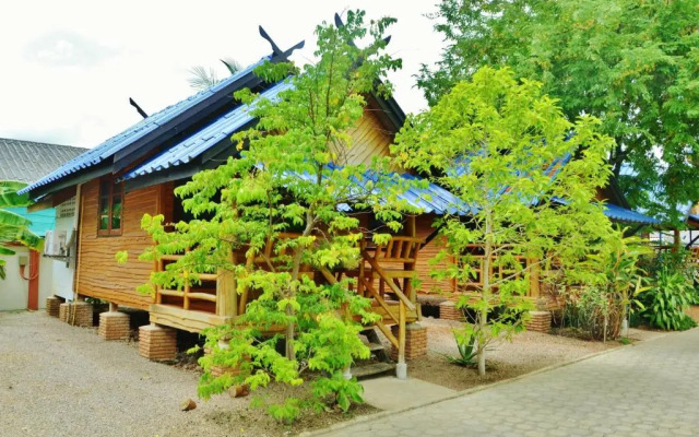 Suandarbporn Resort Mae Sot