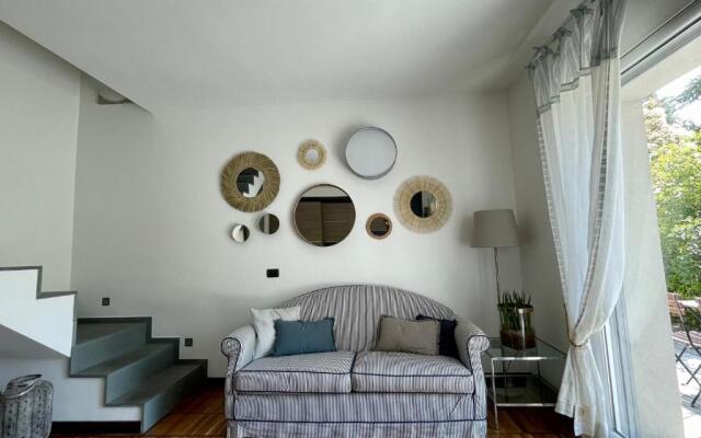 My humble house -Appartamento in villa con vista lago