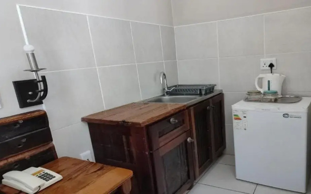 Bird's nest Guesthouse