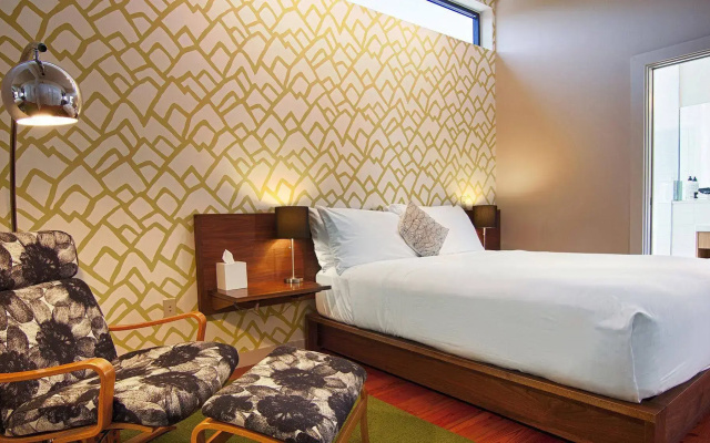 Heywood Hotel
